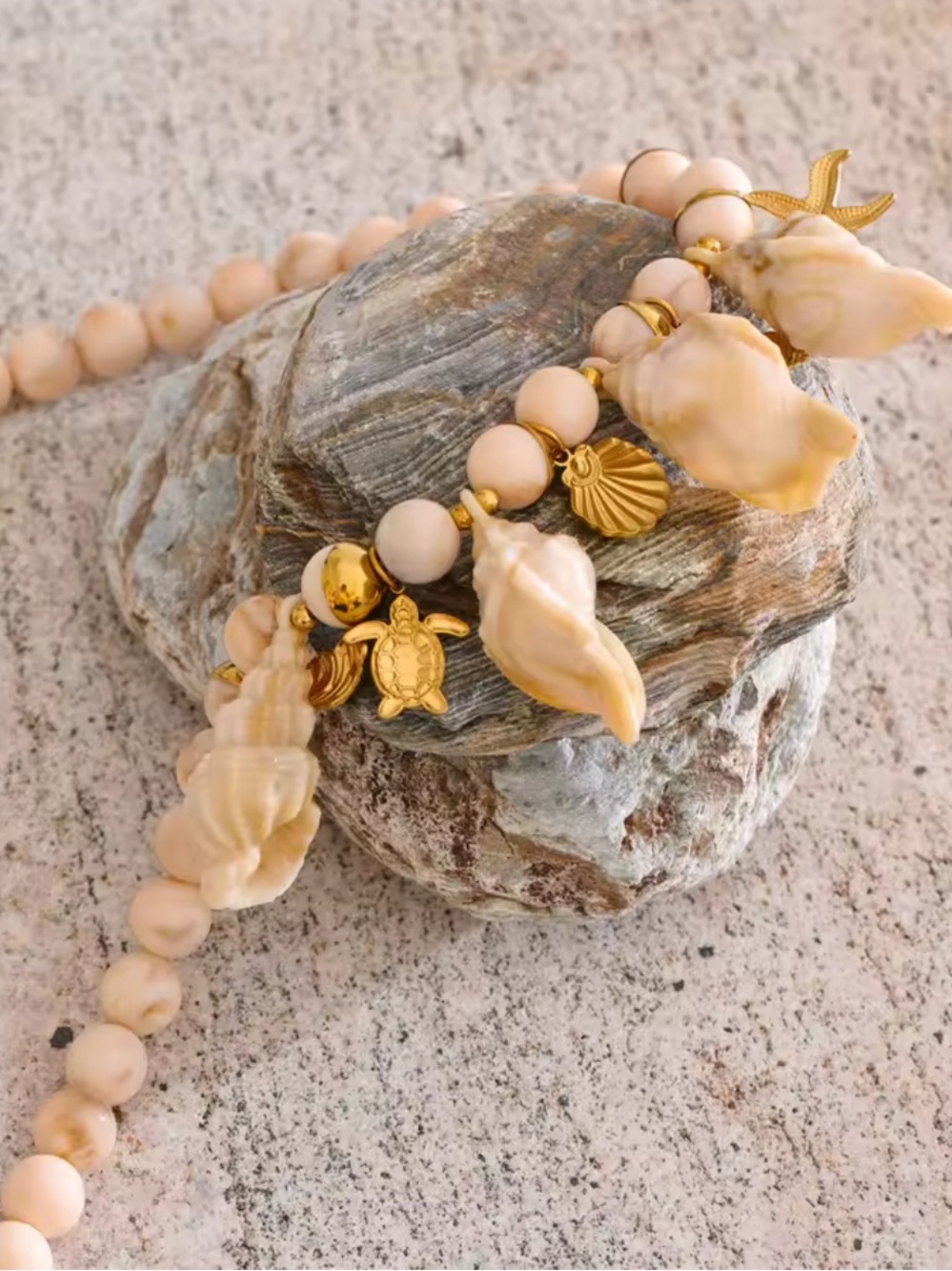 Coastel Cream Gold Shell Charm Beaded Necklace - Picture 11 of 12